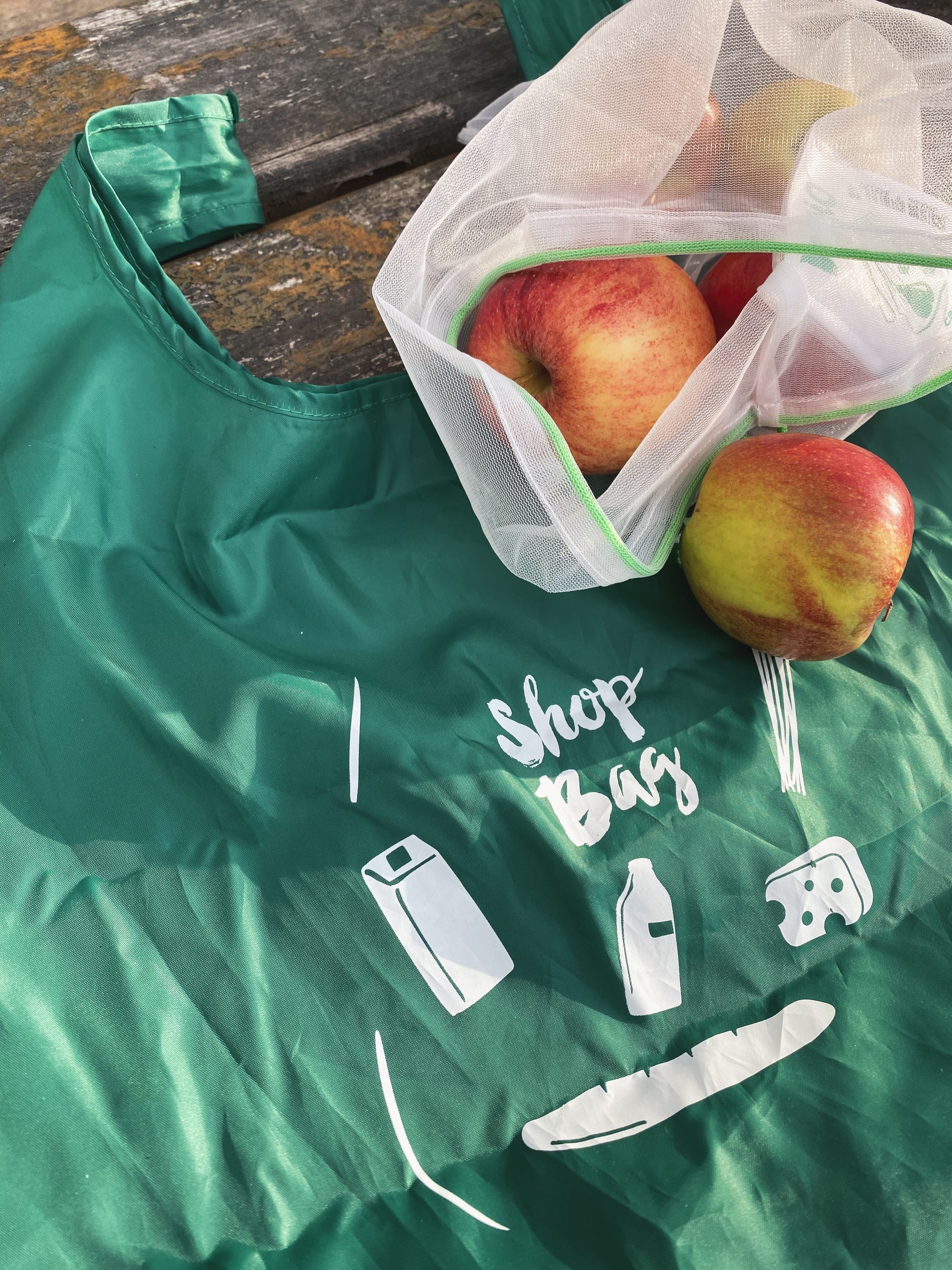 Green polyester shopping bag